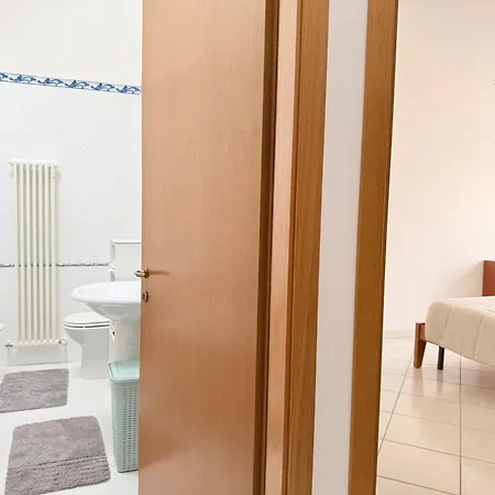P076 - Porto Recanati, Comodo Trilocale Con Terrazzo E Lavatrice Porto Recanati