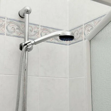 P076 - Porto Recanati, Comodo Trilocale Con Terrazzo E Lavatrice *