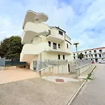 P076 - Porto Recanati, Comodo Trilocale Con Terrazzo E Lavatrice Διαμέρισμα